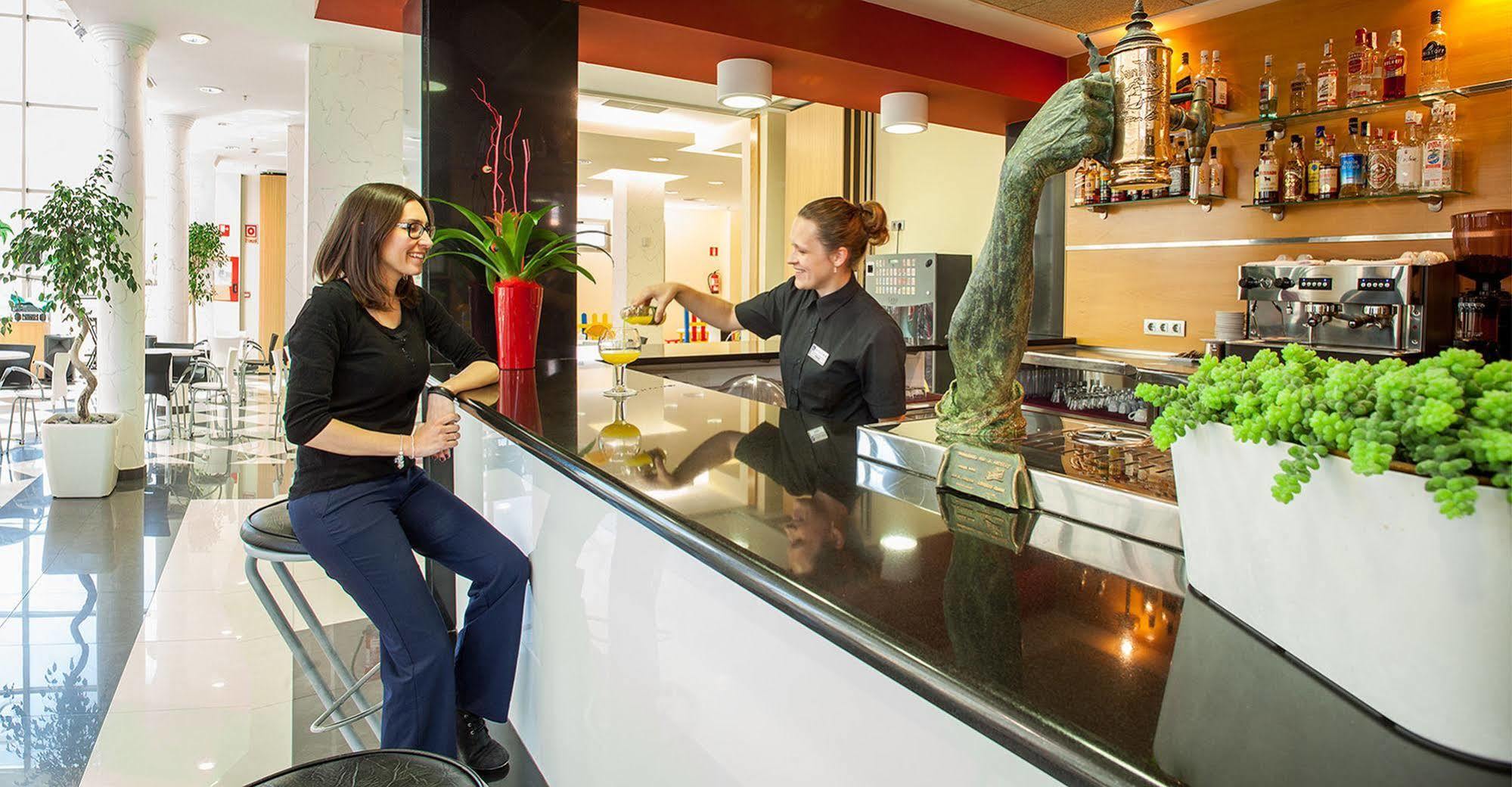 Hotel Rh Gijon & Spa Gandía Kültér fotó